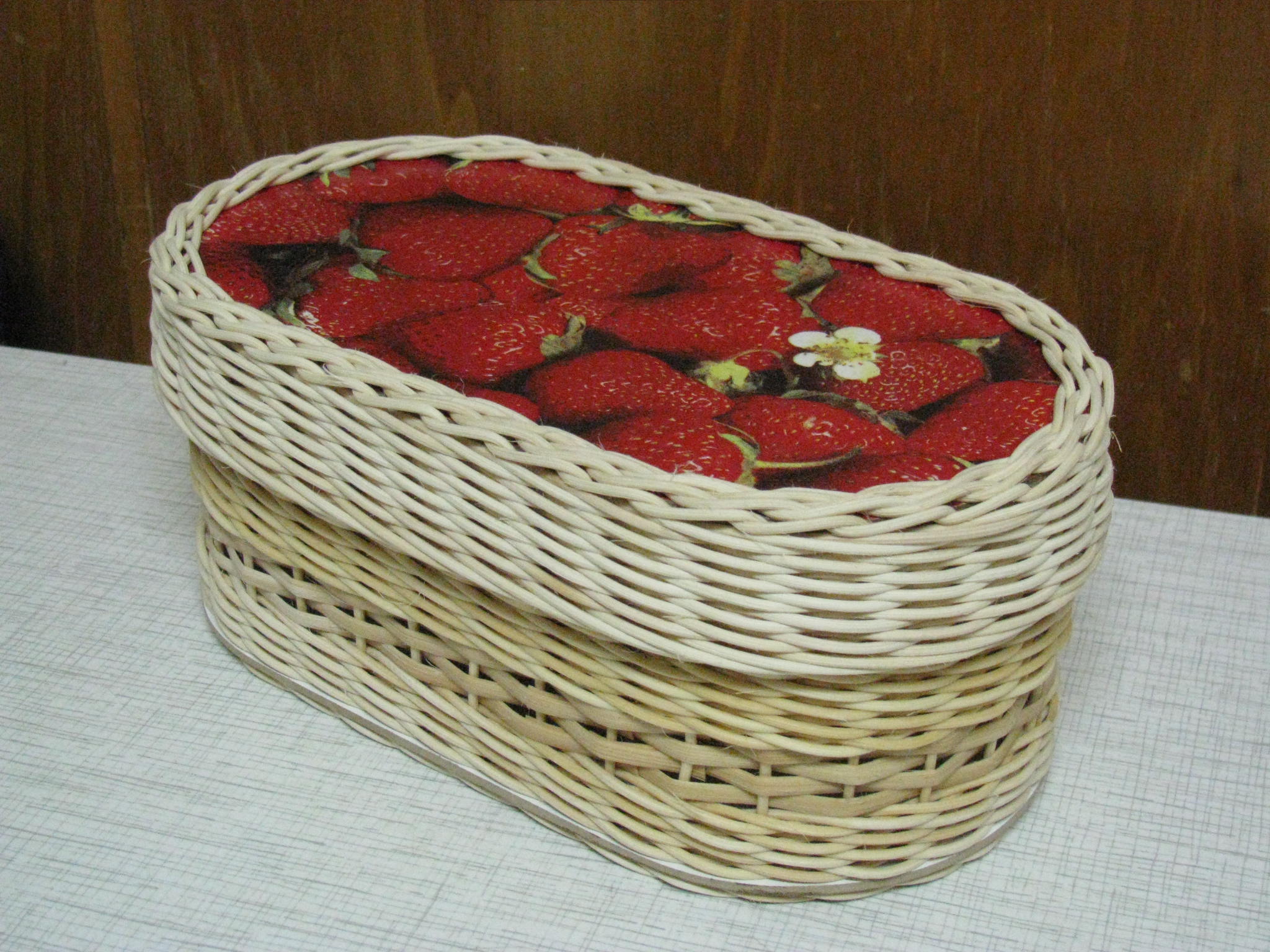 krabička ovál 24x12.jpg