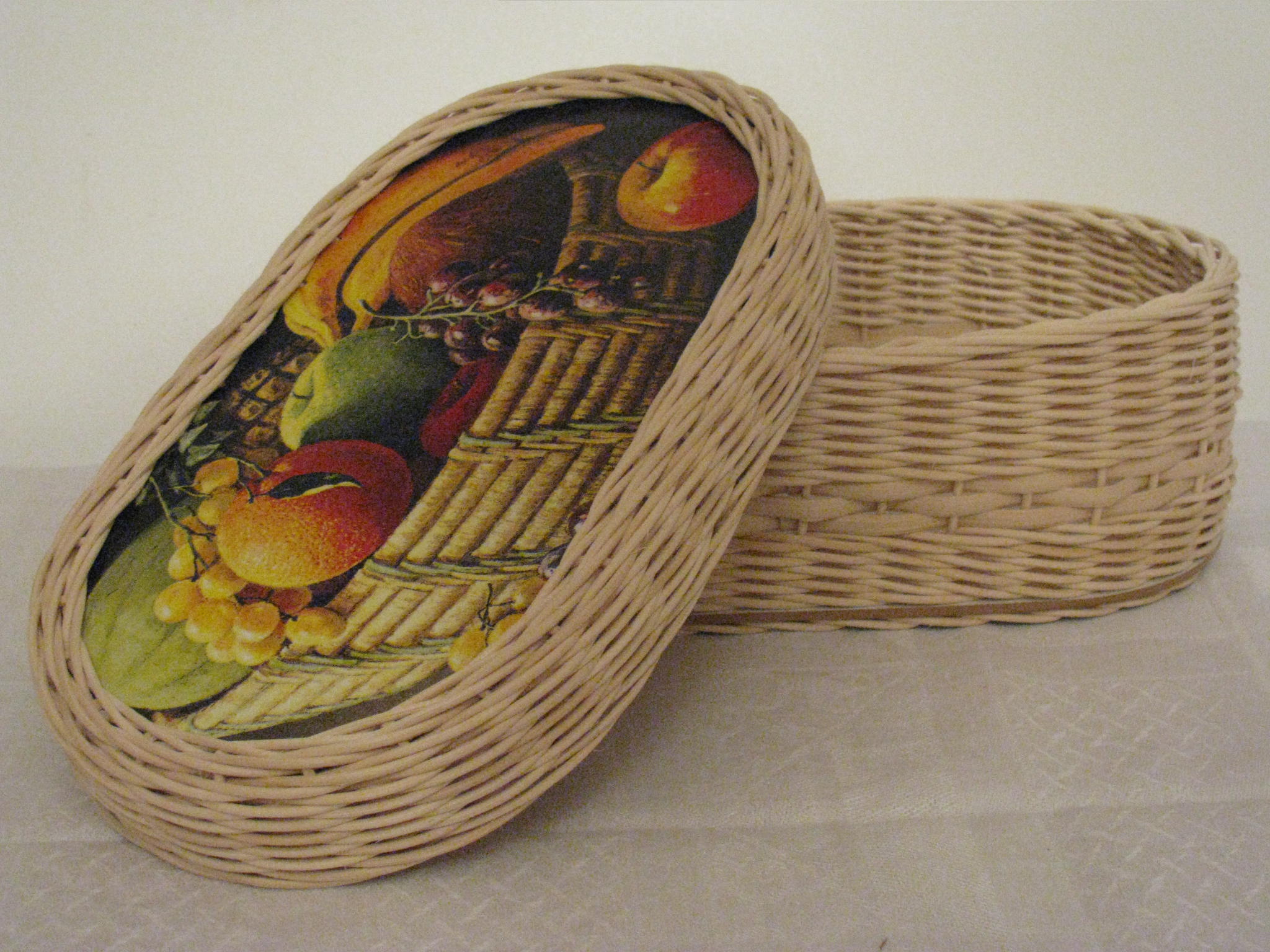 krabička ovál 26x14.jpg